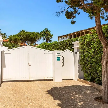 Tres Arcos By Villa *