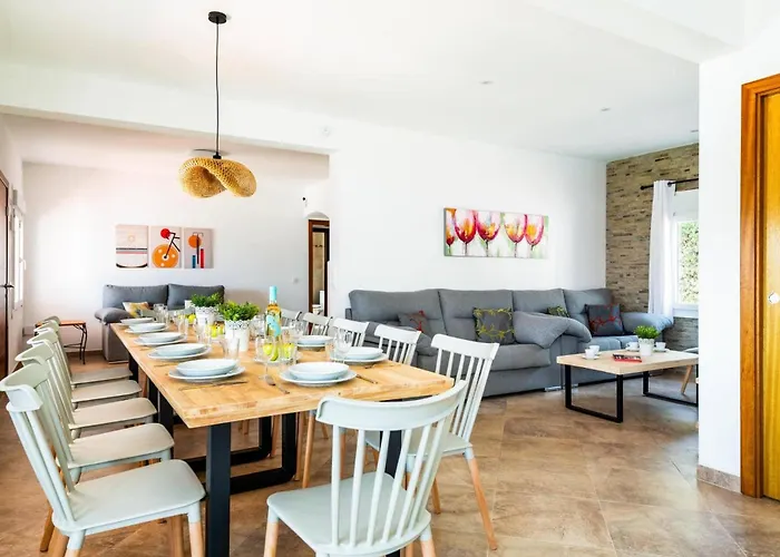 Villa Tres Arcos By *