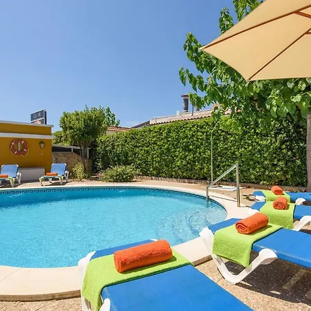 Villa Tres Arcos By