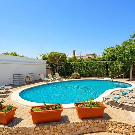 Villa Tres Arcos By
